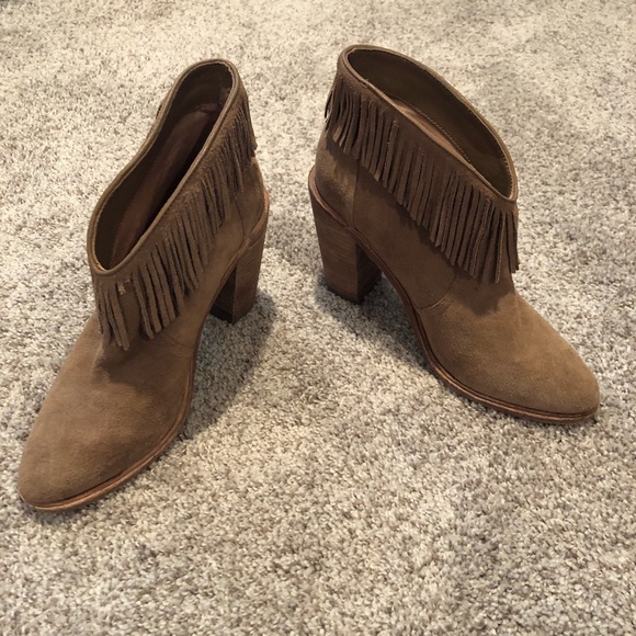 Joie Loren Tan Suede Fringe Booties 8.5 - Picture 2 of 7